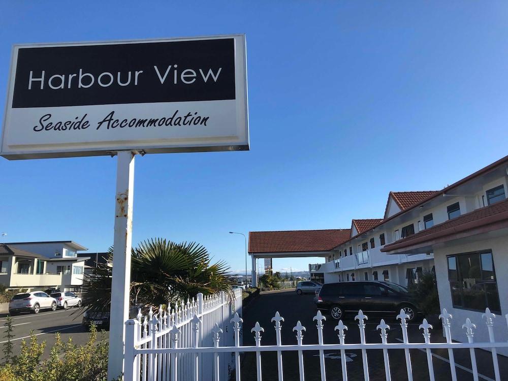 Harbour View Motel On Ahuriri Beach In Napier Nz With Sea View Suites Экстерьер фото