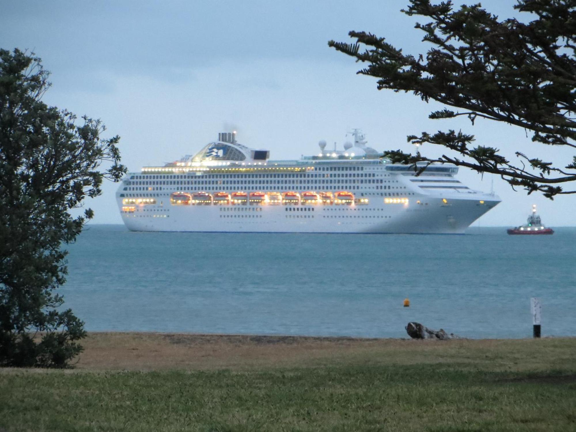 Harbour View Motel On Ahuriri Beach In Napier Nz With Sea View Suites Экстерьер фото